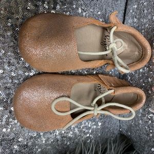 Peach Glitter Monkey Feet (3-4Y)